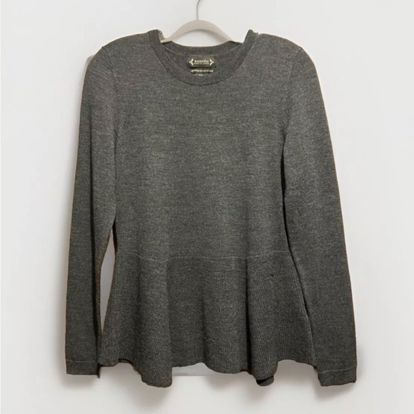 Nanette Lepore Gray Extra Fine Merino Wool Peplum Bottom Sweater Sz Small EUC - Picture 1 of 3